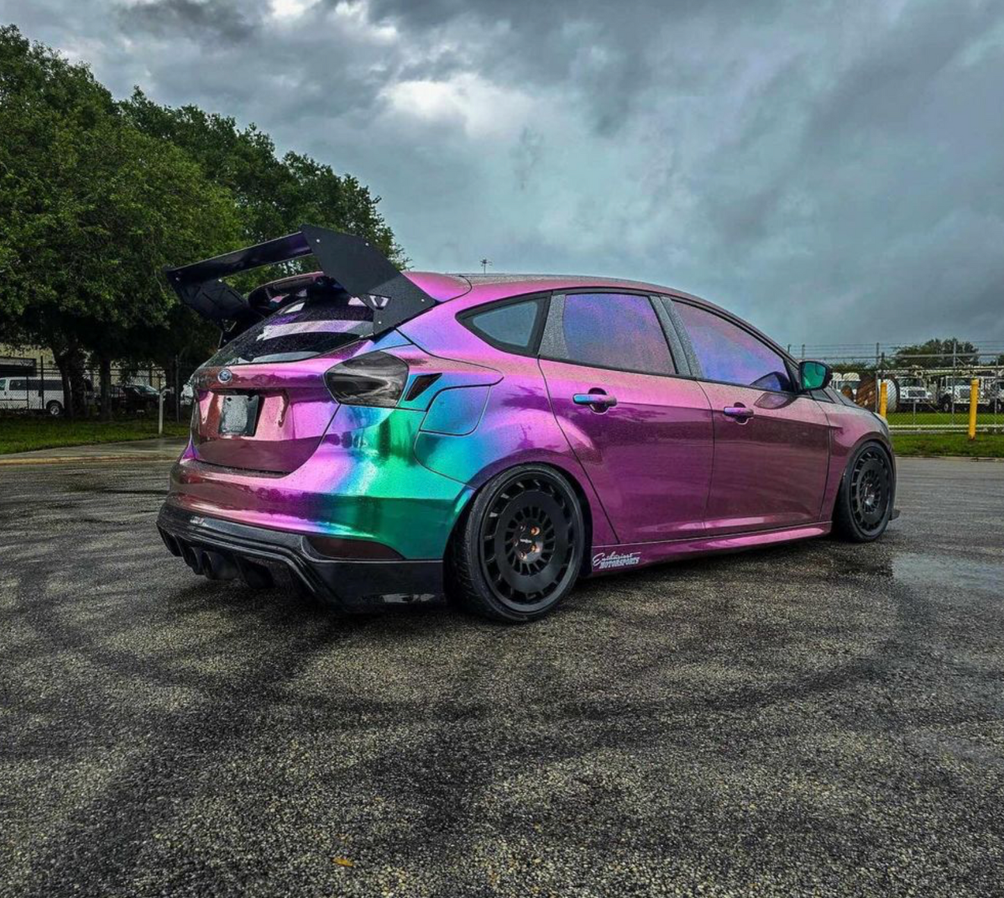 2012-2018 FORD FOCUS HATCH MOUNTED WING SPOILER